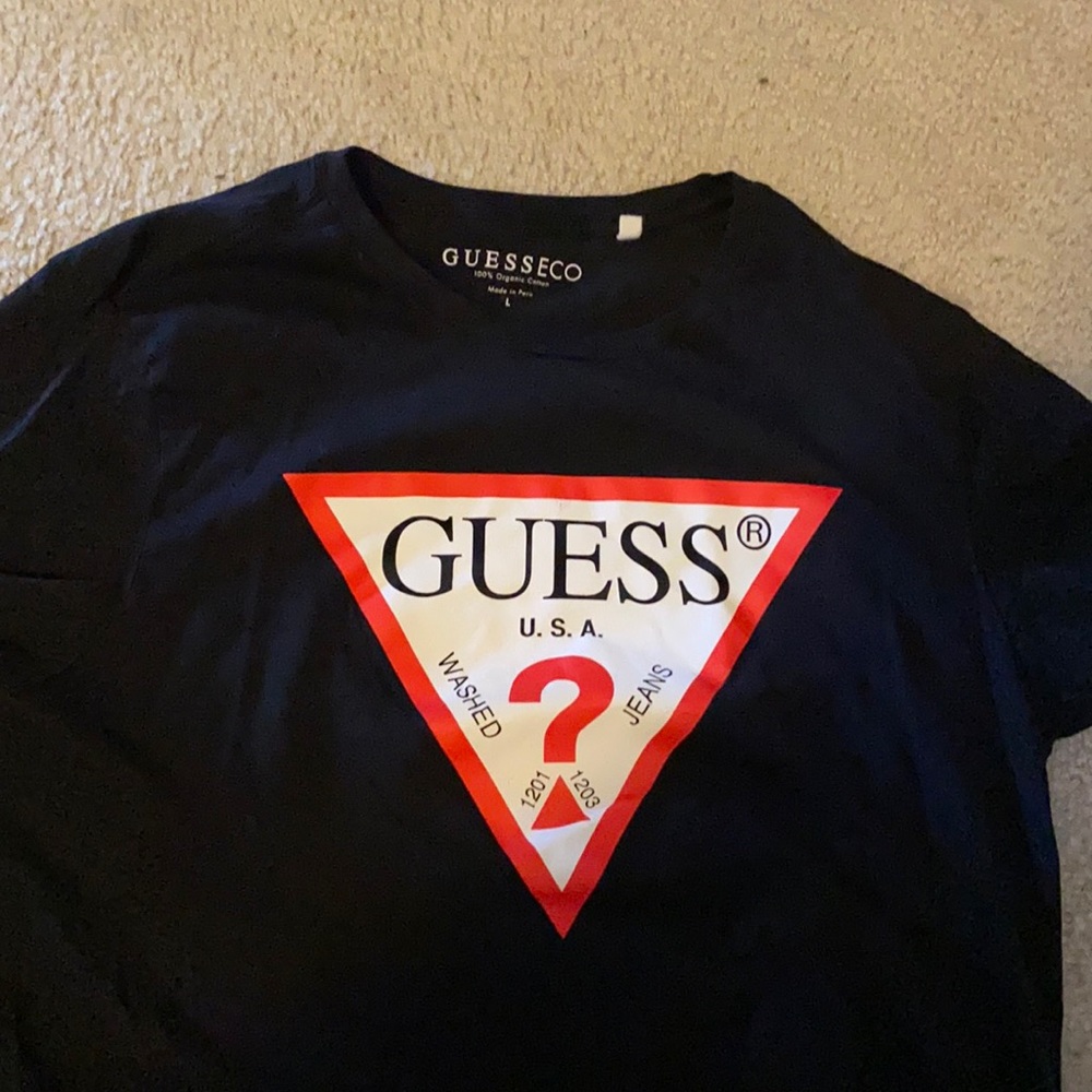 Guess t shirt